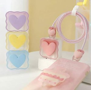 3D Heart Design Case for Apple Charger